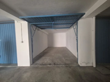 Garagem para Arrendamento em Buarcos