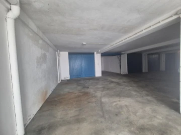 Garagem para Arrendamento em Buarcos