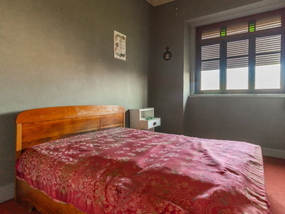 Moradia T4 para Venda em Arazede Foto 7