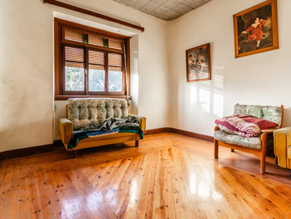 Moradia T4 para Venda em Arazede Foto 10