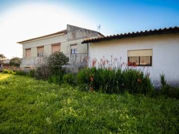 Moradia T4 para Venda em Arazede