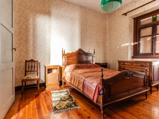 Moradia T4 para Venda em Arazede Foto 9