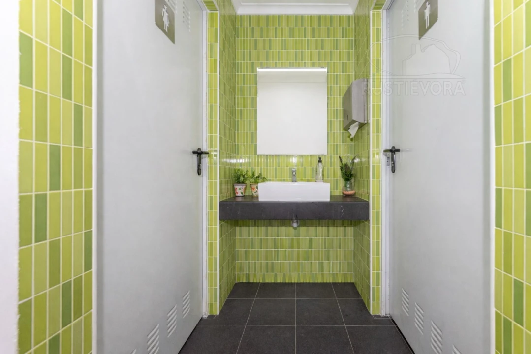 Loja para Arrendamento em Évora (São Mamede, Sé, São Pedro e Santo Antão) Foto 14