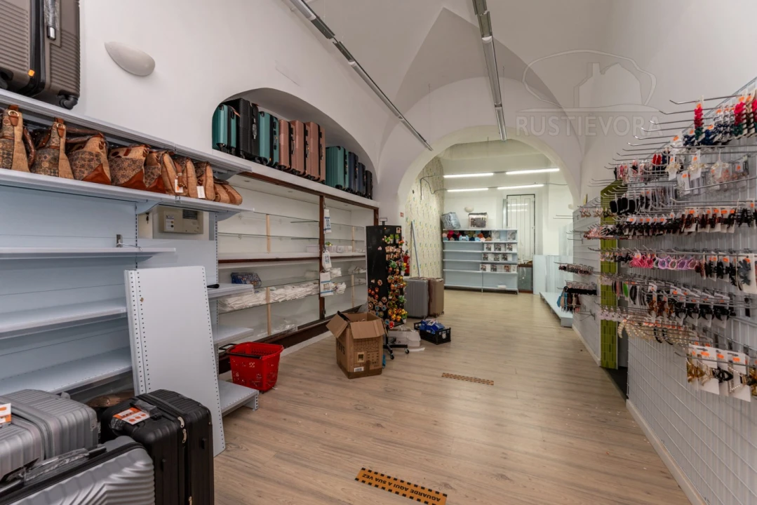 Loja para Arrendamento em Évora (São Mamede, Sé, São Pedro e Santo Antão) Foto 21