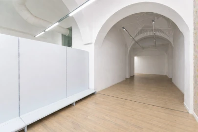 Loja para Arrendamento em Évora (São Mamede, Sé, São Pedro e Santo Antão)