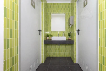 Loja para Arrendamento em Évora (São Mamede, Sé, São Pedro e Santo Antão)