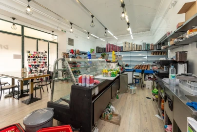 Loja para Arrendamento em Évora (São Mamede, Sé, São Pedro e Santo Antão)