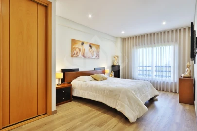 Apartamento T4 para Venda em Camarate, Unhos e Apelação