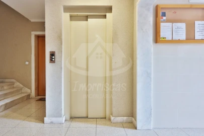 Apartamento T4 para Venda em Camarate, Unhos e Apelação