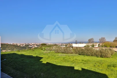 Apartamento T4 para Venda em Camarate, Unhos e Apelação