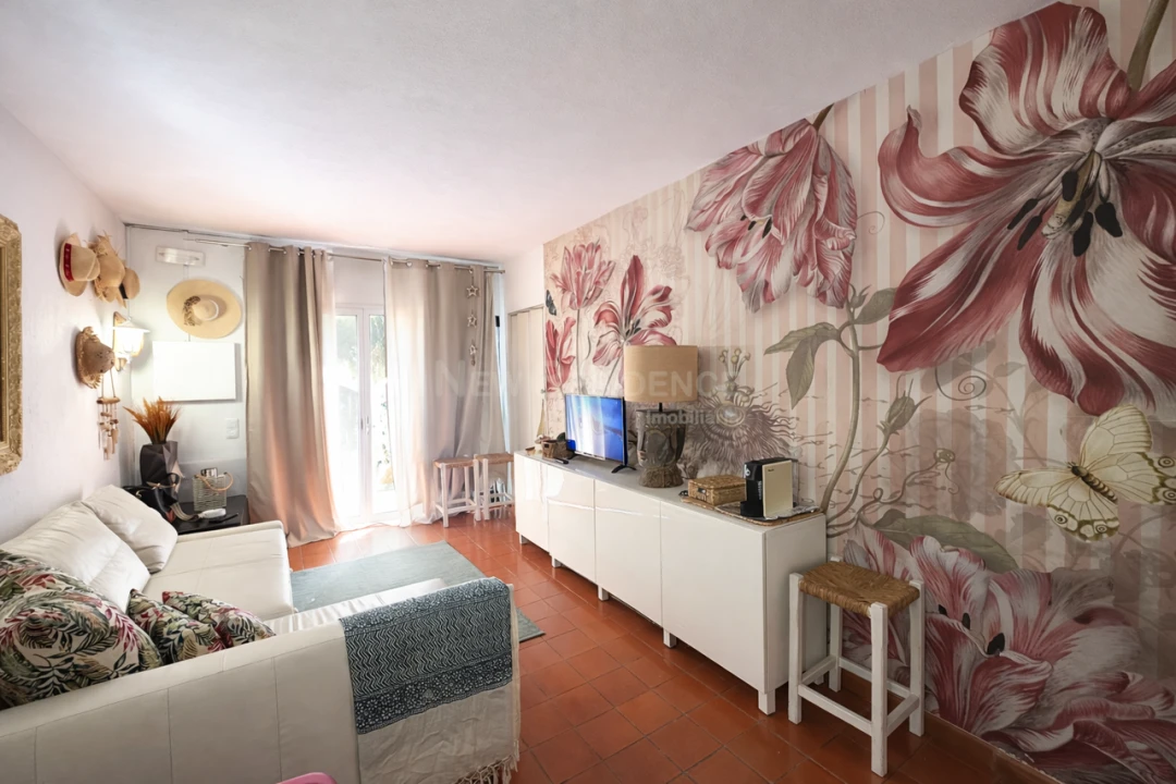 Apartamento T1 para Venda em Albufeira e Olhos de Água Foto 1