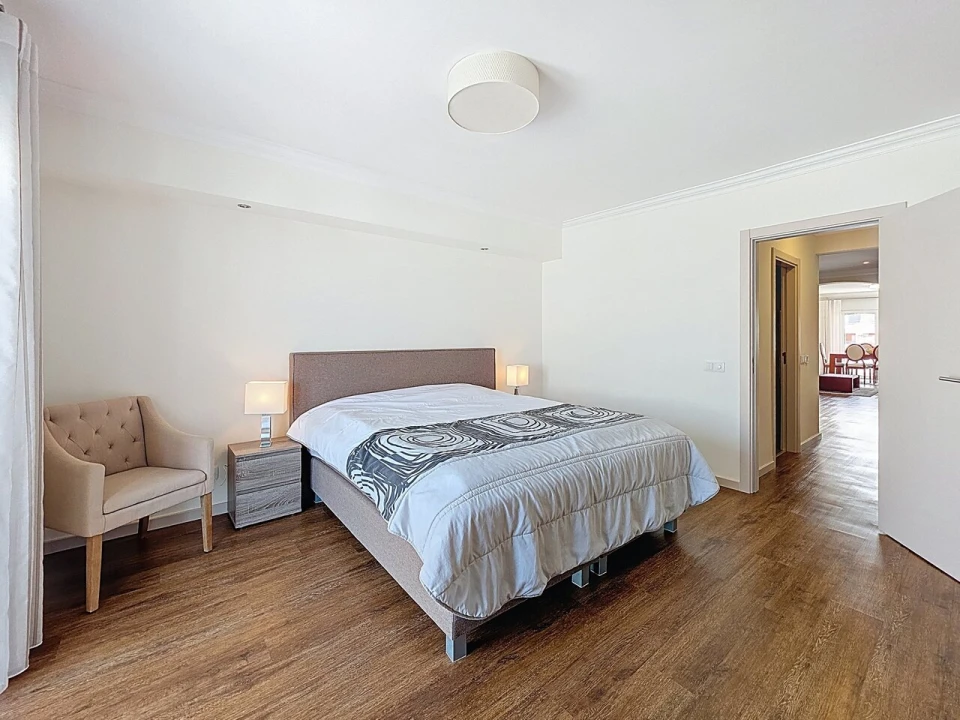 Apartamento T2 para Venda em Portimão Foto 17