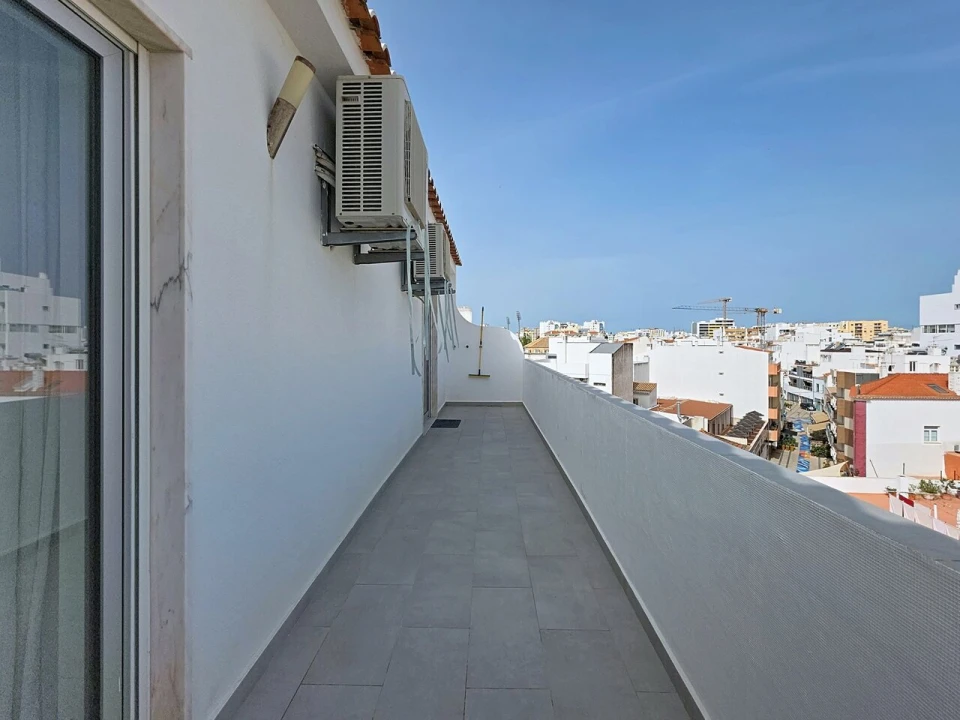 Apartamento T2 para Venda em Portimão Foto 21