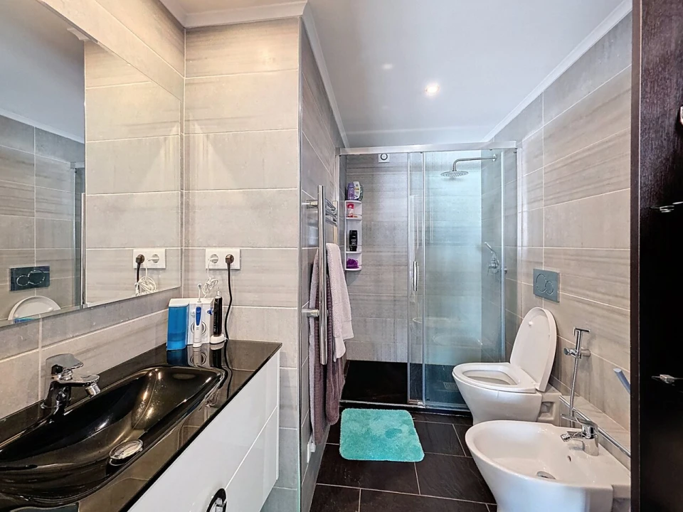 Apartamento T2 para Venda em Portimão Foto 24