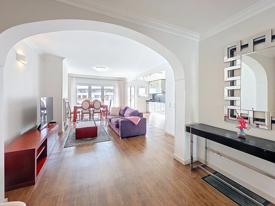Apartamento T2 para Venda em Portimão Foto 3