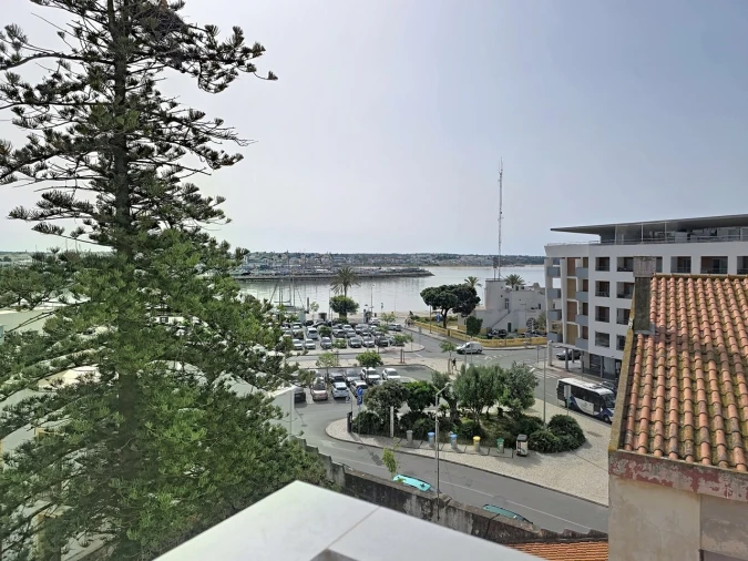 Apartamento T2 para Venda em Portimão Foto 13