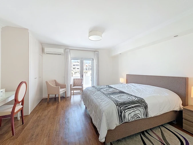 Apartamento T2 para Venda em Portimão Foto 16