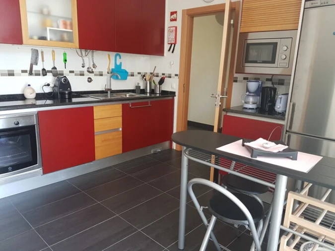 Apartamento T3 para Venda em Quarteira Foto 8