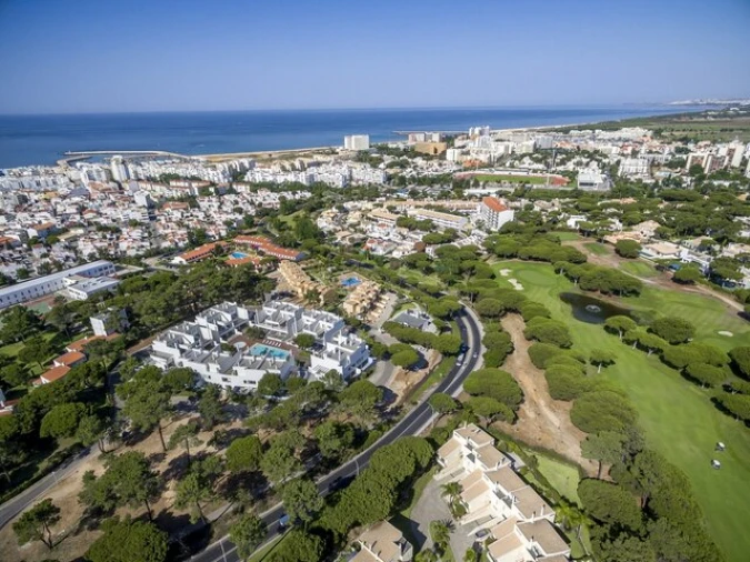 Apartamento T3 para Venda em Quarteira Foto 25