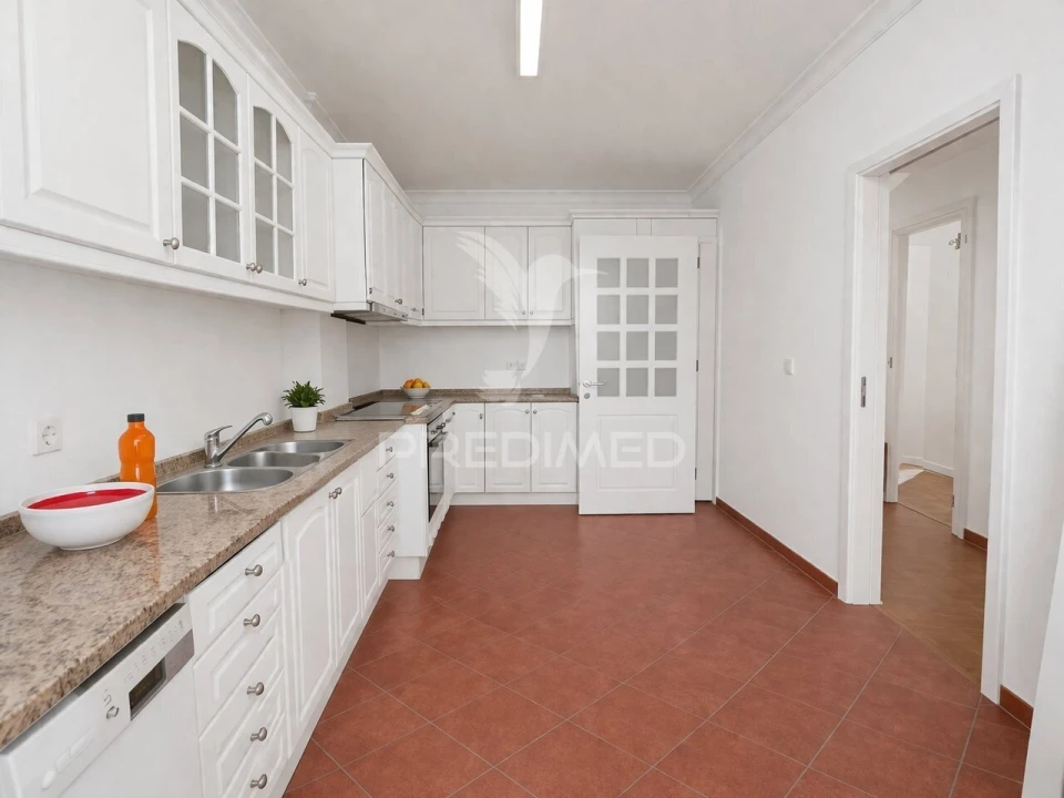 Moradia T7 para Venda em Rio de Mouro Foto 8