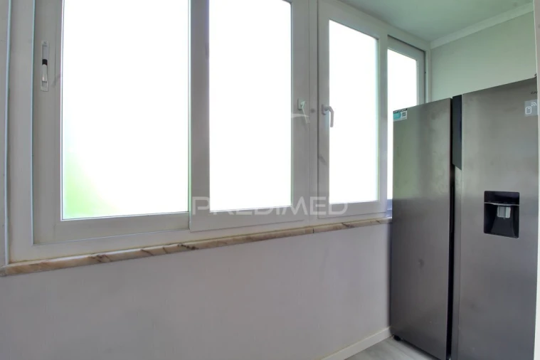 Apartamento T2 para Venda em Benfica Foto 13