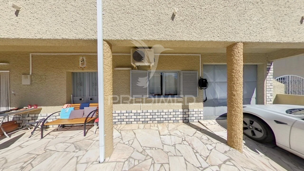 Quinta T6 para Venda em Urra Foto 39