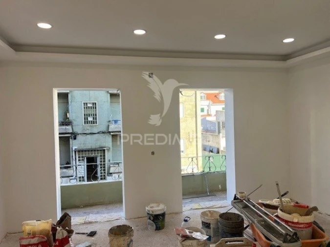 Apartamento T2 para Venda em Corroios Foto 10