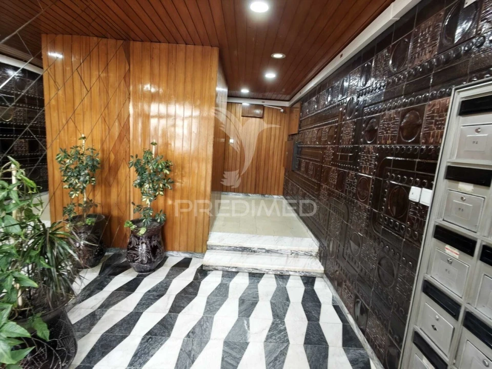 Apartamento T2 para Venda em Corroios Foto 1