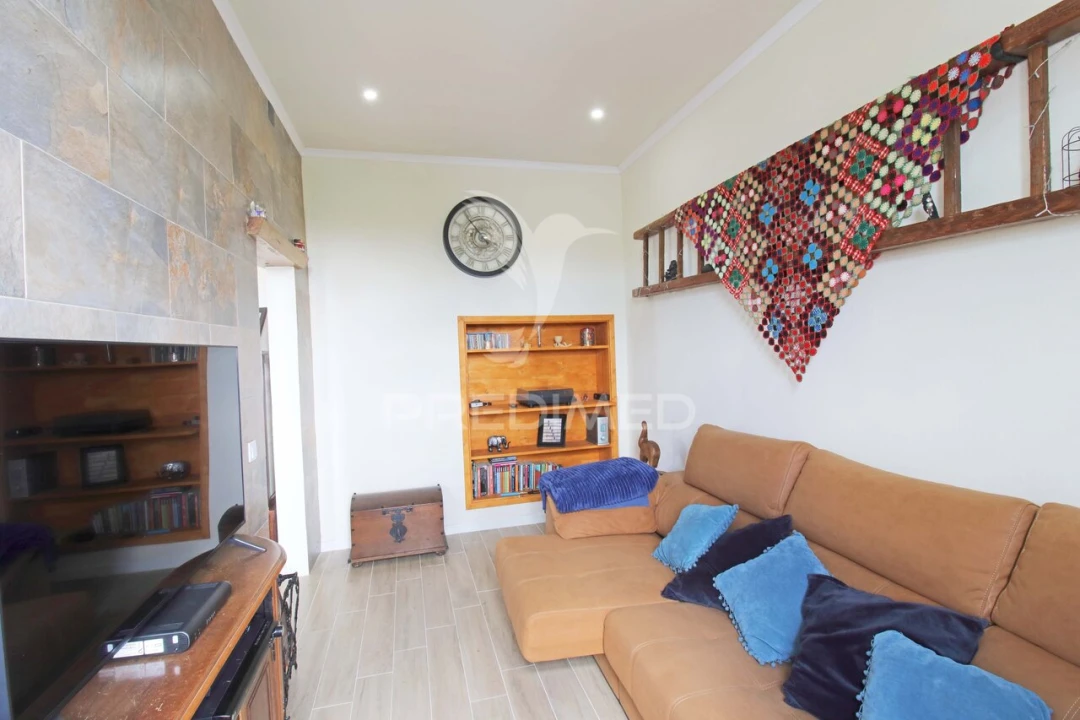 Moradia T2 para Venda em Angra (Santa Luzia) Foto 10