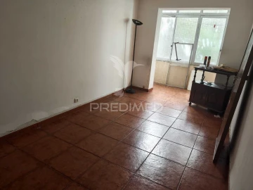 Apartamento T2 para Venda em Laranjeiro e Feijó