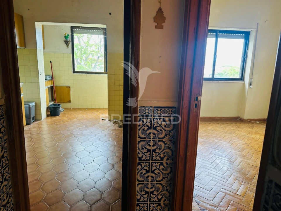 Apartamento T2 para Venda em Barreiro e Lavradio Foto 9