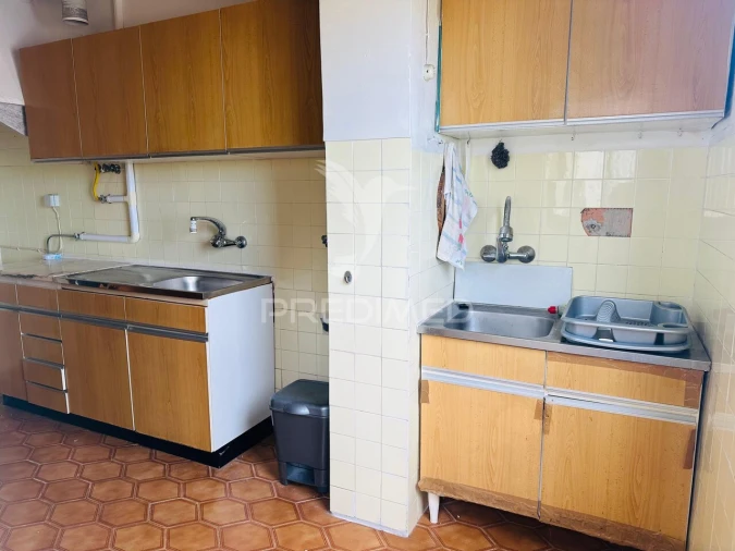 Apartamento T2 para Venda em Barreiro e Lavradio Foto 4