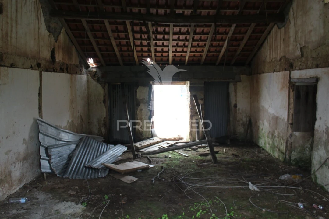 Moradia T4 para Venda em Pussos São Pedro Foto 25