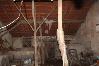 Moradia T4 para Venda em Pussos São Pedro