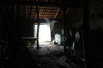 Moradia T4 para Venda em Pussos São Pedro