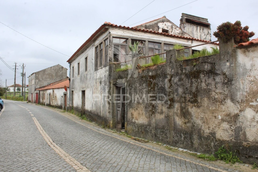 Moradia T4 para Venda em Pussos São Pedro Foto 22