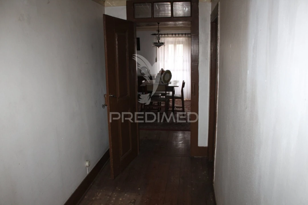 Moradia T4 para Venda em Pussos São Pedro Foto 14