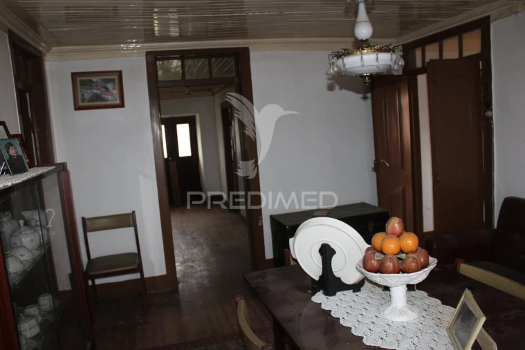 Moradia T4 para Venda em Pussos São Pedro Foto 19