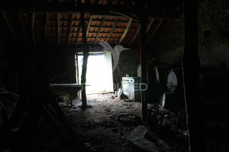 Moradia T4 para Venda em Pussos São Pedro Foto 30