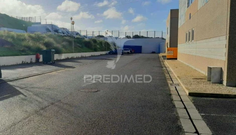 Armazém para Arrendamento em Almargem do Bispo, Pêro Pinheiro e Montelavar