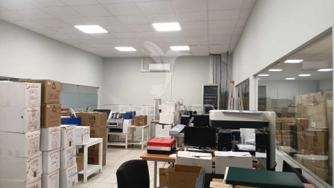 Armazém para Arrendamento em Almargem do Bispo, Pêro Pinheiro e Montelavar