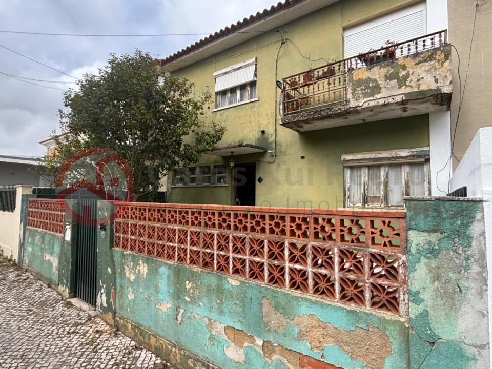 Moradia T5 para Venda em Algueirão-Mem Martins Foto 3