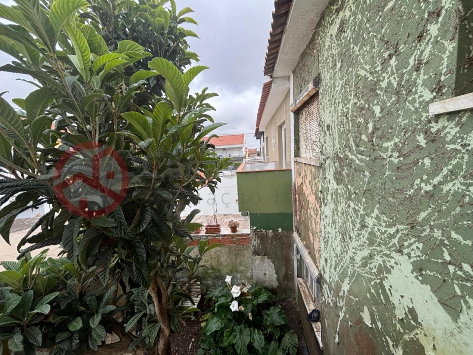 Moradia T5 para Venda em Algueirão-Mem Martins Foto 10