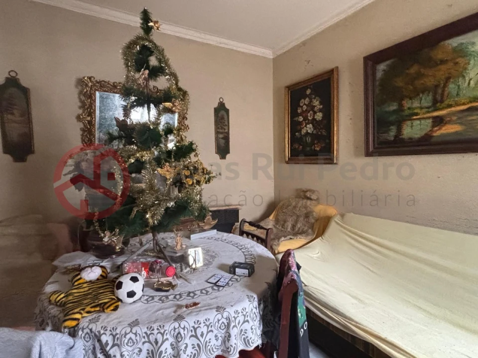 Moradia T5 para Venda em Algueirão-Mem Martins Foto 17