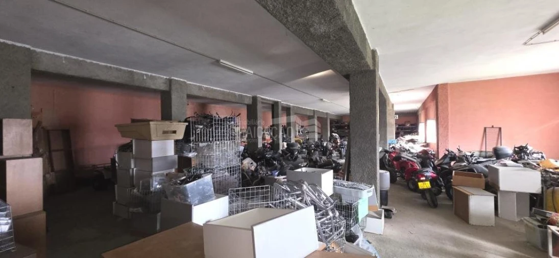 Armazém para Venda em Sé, Santa Maria e Meixedo Foto 6