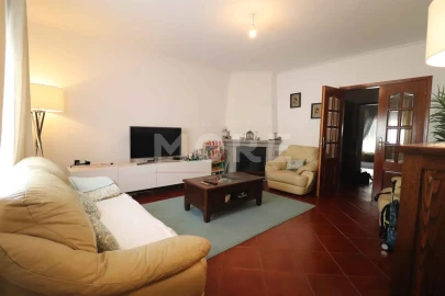 Moradia T3 para Venda em Bacelo e Senhora da Saúde