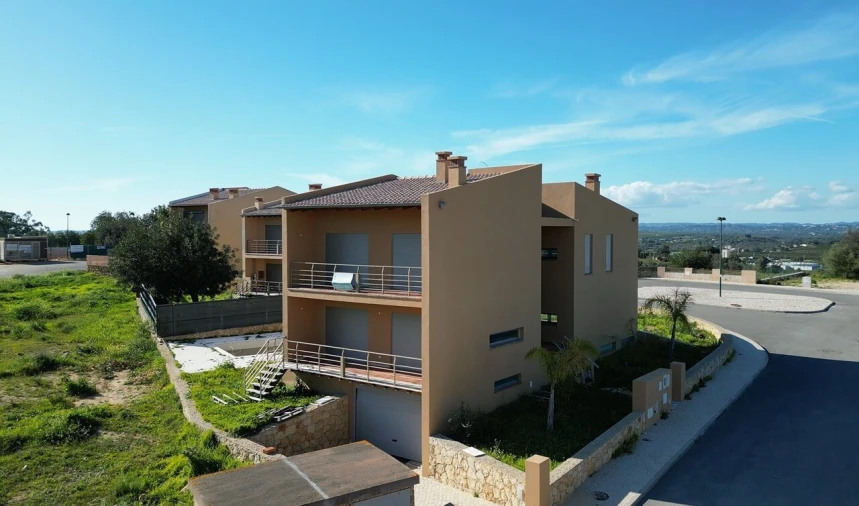 Moradia T4 para Venda em Algoz e Tunes