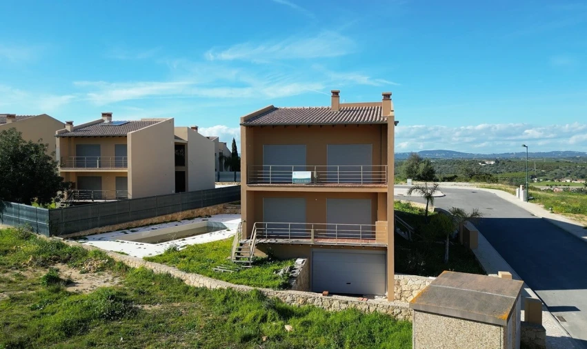 Moradia T4 para Venda em Algoz e Tunes Foto 2