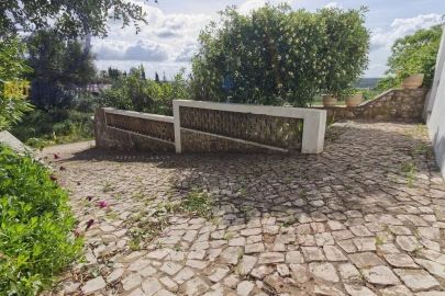 Moradia T2 para Venda em Alcantarilha e Pêra