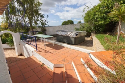 Moradia T2 para Venda em Alcantarilha e Pêra